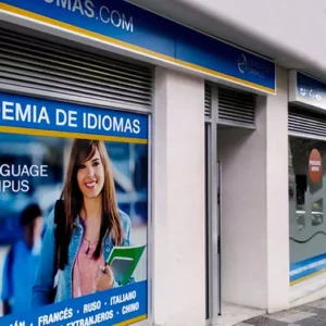 12, 18 o 24 clases de conversación en inglés en Language Campus, disponible en 2 centros