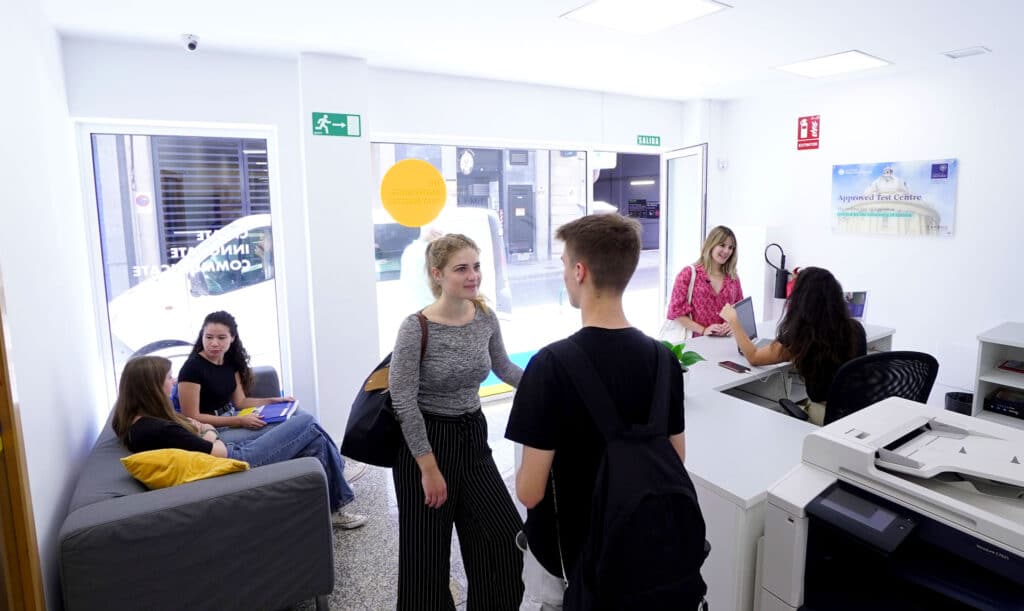 Language Campus - Scuola di lingue a Las Palmas