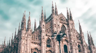 Katedra w Mediolanie, Duomo di Milano, Włochy, jeden z największych kościołów na świecie