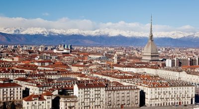 Vue panoramique de Turin ; jour clair d'hiver ; Italie, Europe